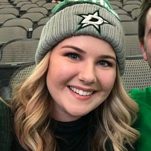 Meet your Posher, Kenzie